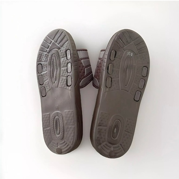 BYRIVER , Massage Slippers, Improve Circulation, Relief Feet Tension - Picture 2 of 2